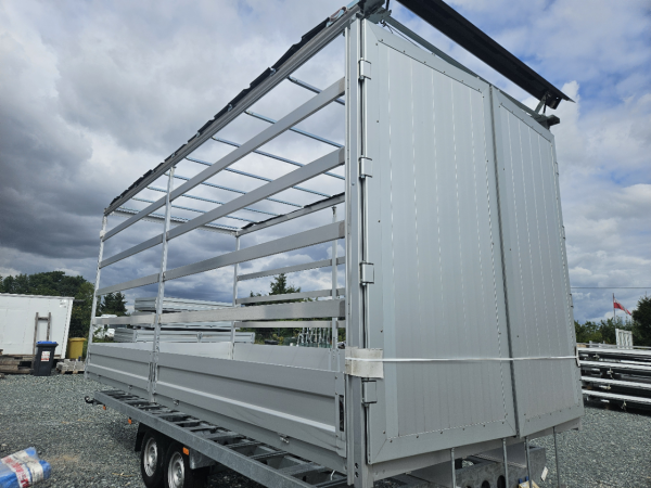 zabudowa typu firana do Iveco 7,2t